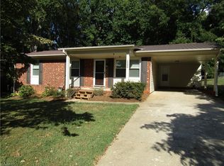 1500 Hickory Ct, High Point, NC 27265