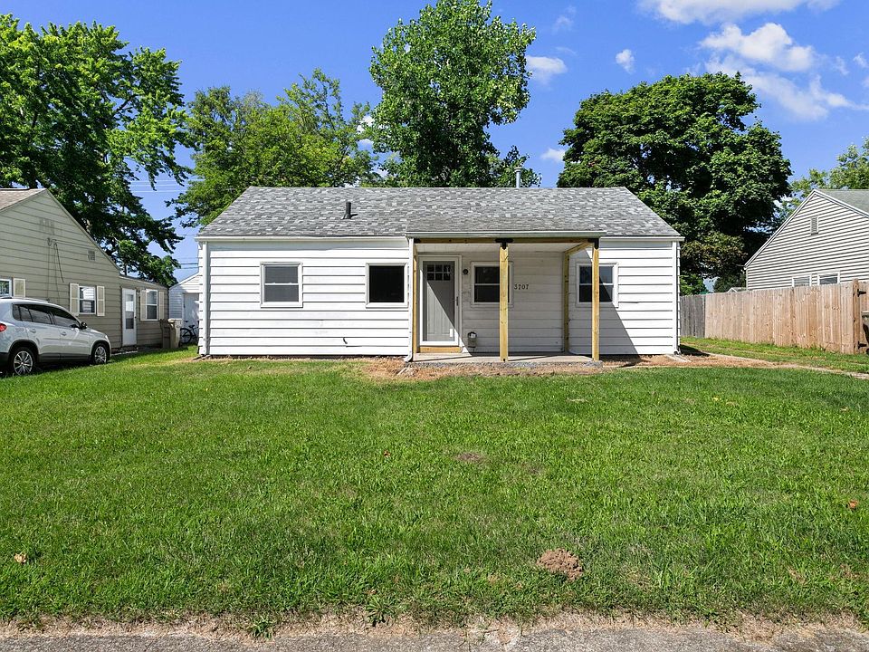 1st image of 3707 Addison St