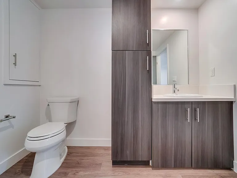 16836 Sherman Way #402 — Photo 6
