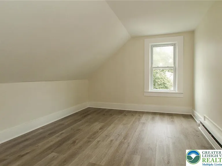 804 Reynolds St — Photo 13