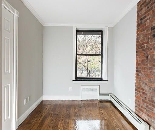 4th image of 186 Avenue B #1