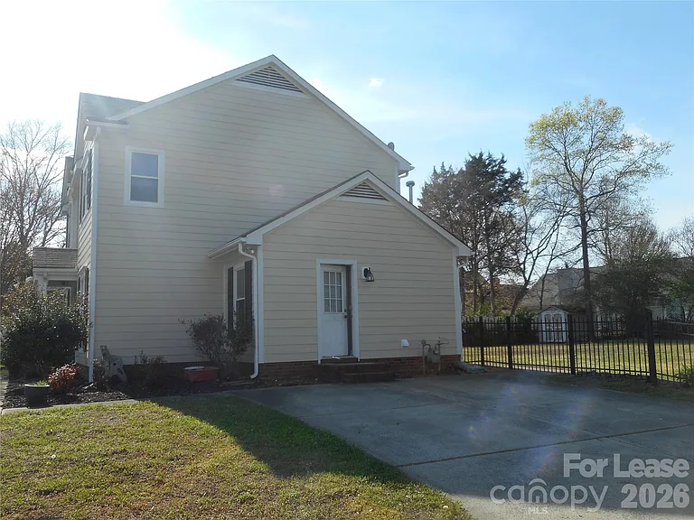 8431 Leeper Dr — Photo 5