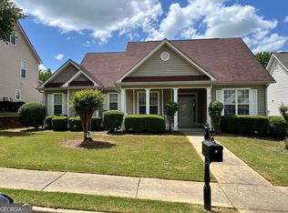 99 High Point North Dr, Newnan, GA 30265