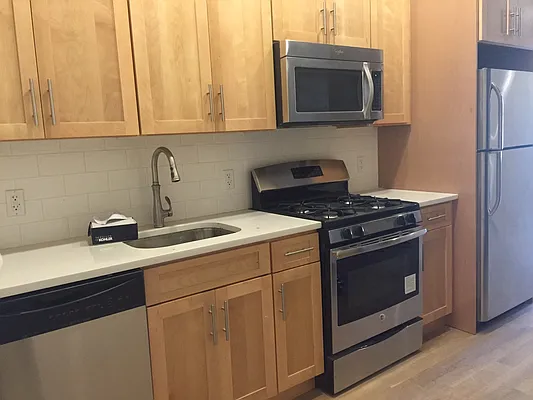 Rented by TheRealEstateCompany.com LLC | media 25