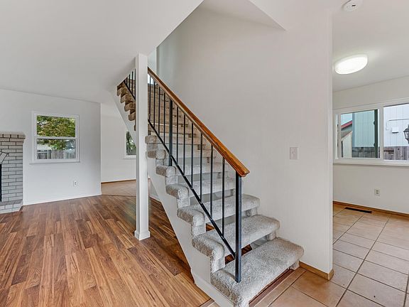 5th image of 1169 Putney Drive
