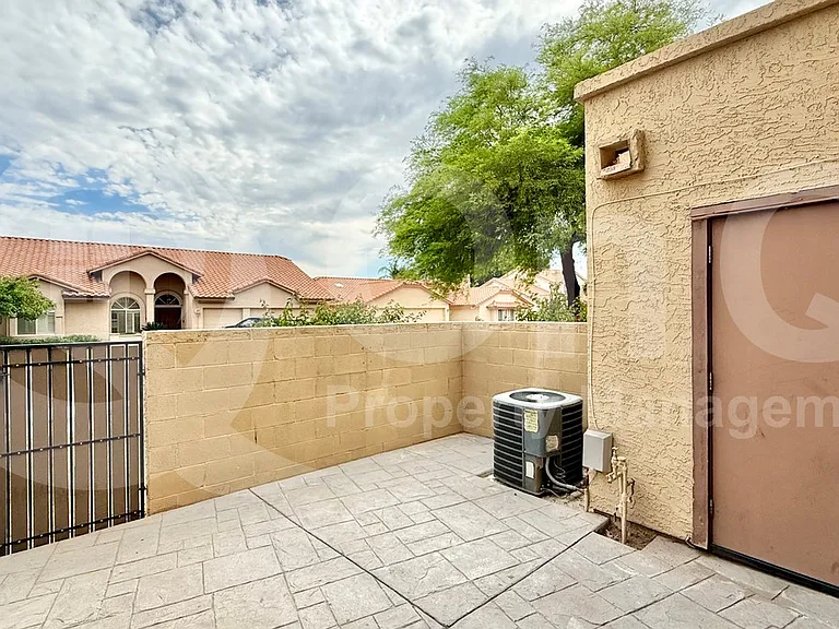 5704 E Aire Libre Ave #1020 — Photo 19