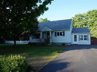 72 Babcock Ter, Selkirk, NY 12158