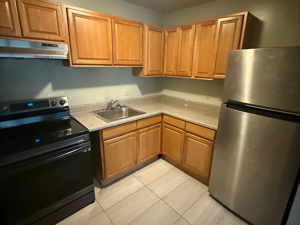 1st image of 78 Homeside Ave #3