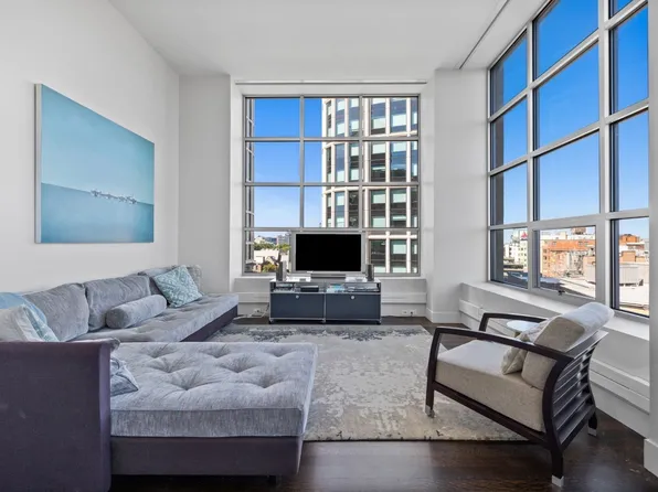 360 Newbury St Unit 601, Boston, MA 02115