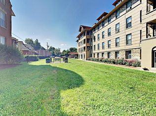 2014 Cherokee Pkwy APT R, Louisville, KY 40204