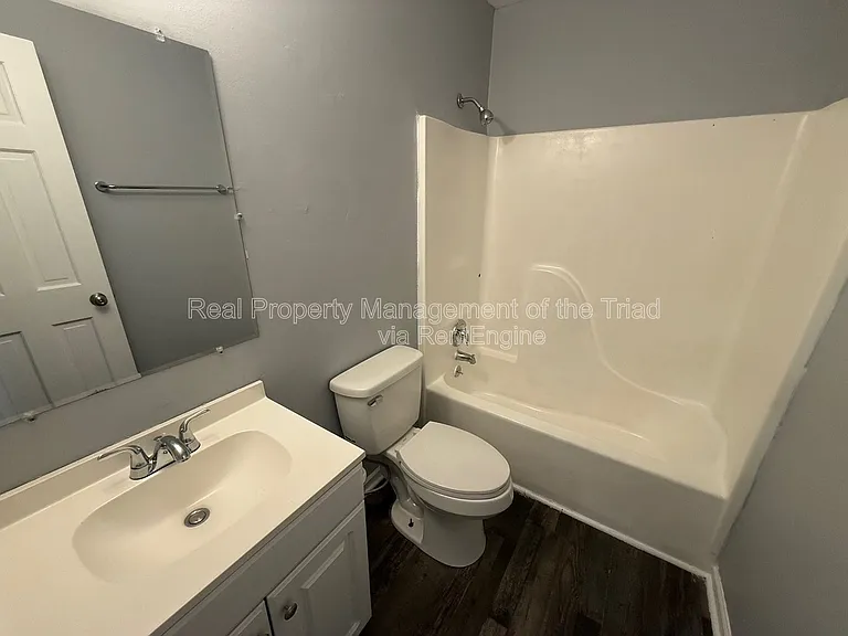 2406 Markwood Ln SE #D — Photo 7
