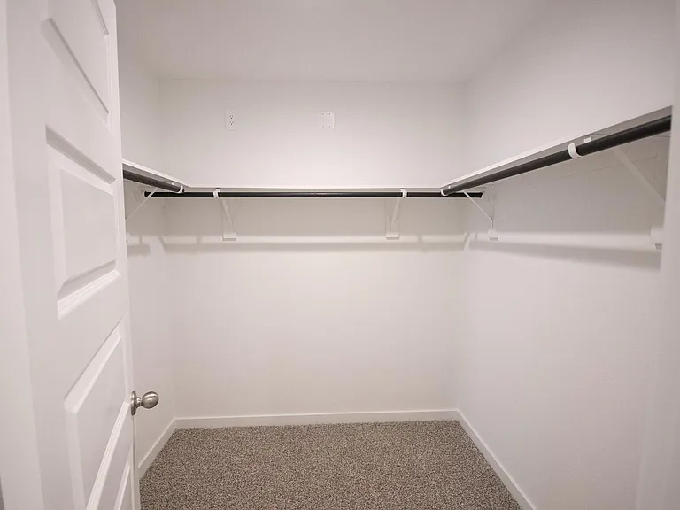 10217 Berkeley Springs Trl — Photo 12