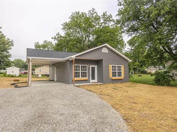 808 S Main St, New London, MO 63459