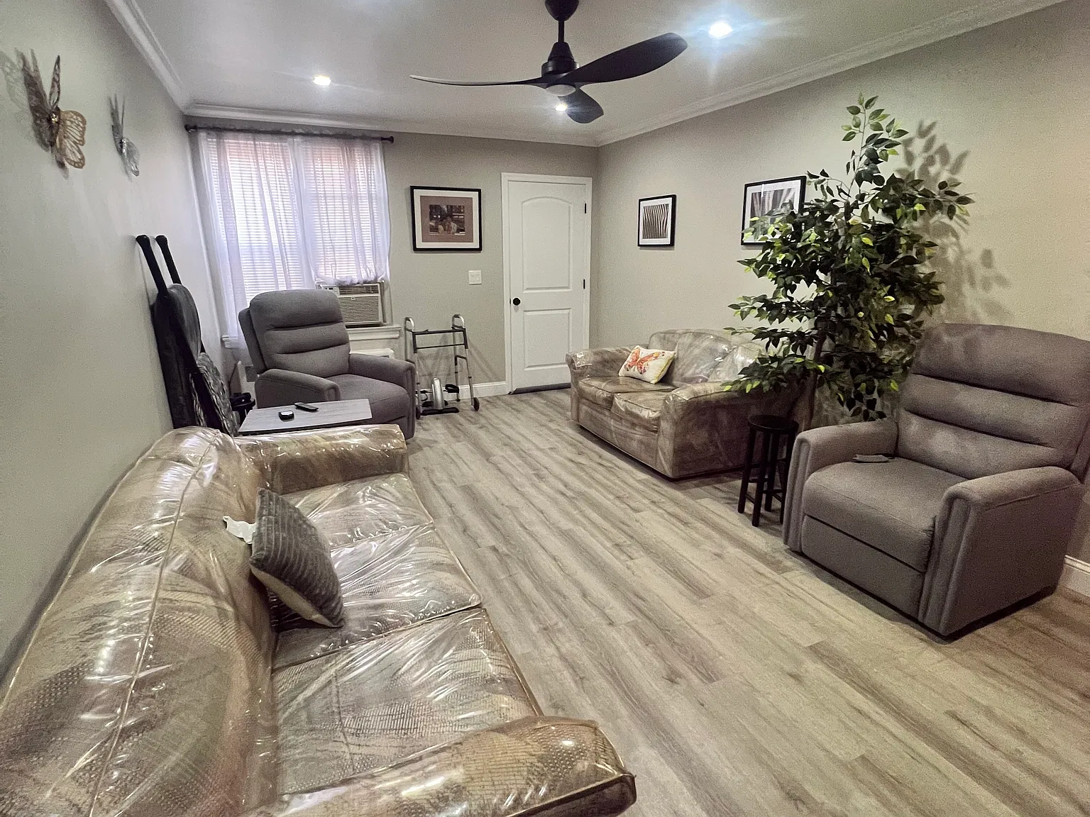 2 bed, 1000 sqft, $3,100 — Photo 3