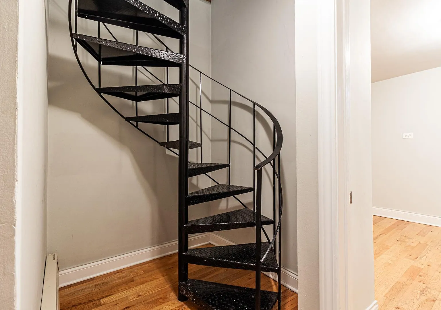2 bed, $2,795 — Photo 1