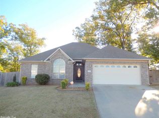 3008 Falcon Crest Dr, Alexander, AR 72002