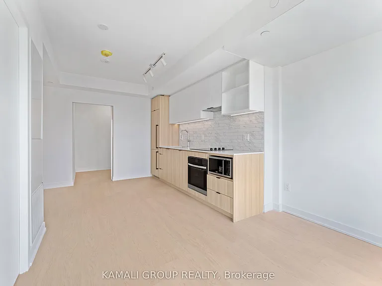 252 Church St #5112 — Photo 7