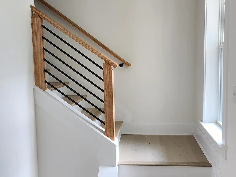 Upstairs apt