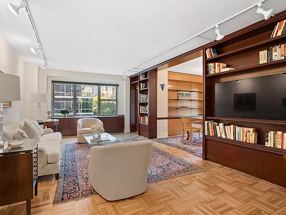 3rd image of 360 E 72nd St APT B409