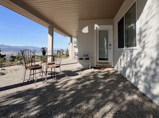 908 Lone Pine Dr #2, Kelowna, BC V1P1A1