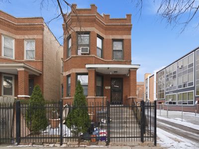 921 N Avers Ave, Chicago, IL, 60651