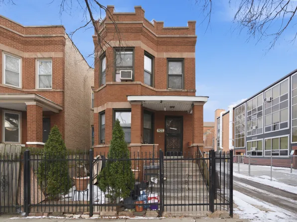 921 N Avers Ave, Chicago, IL 60651