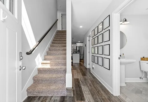 425 Woodtrace Dr — Photo 13