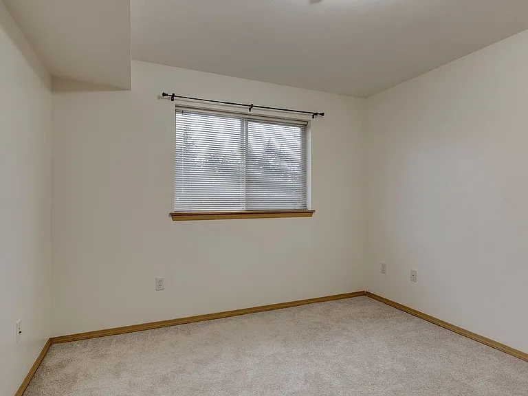 1691 SW Mulberry Pl #F-201 — Photo 8