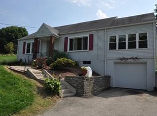 5800 Ella Hollow Rd, Elizabeth, PA 15037