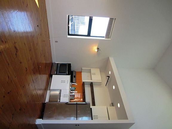 5th image of 294 Graham Ave #4F