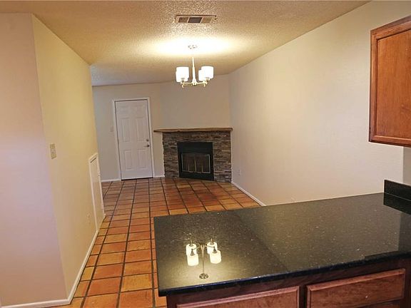 5th image of 4 Deerfield Dr APT C