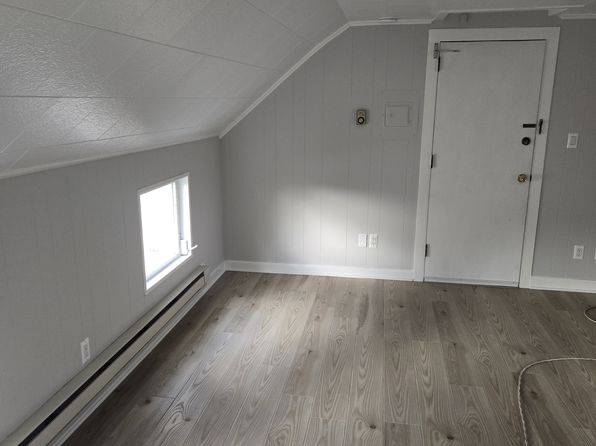 44 Wallace St FLOOR 2