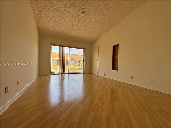 4th image of 10379 Welleby Isles Blvd