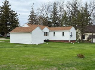 408 E Maple St, Ringsted, IA 50578