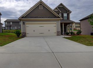 815 Donington Cir, Lawrenceville, GA 30045