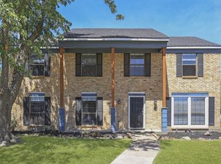 2325 Woodhollow Ave, Mesquite, TX 75150