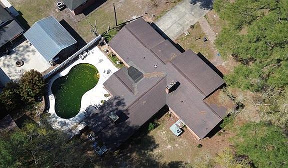 4th image of 302 Raft St
