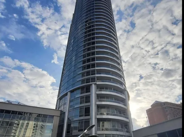125 Village Green Sq, Toronto, ON