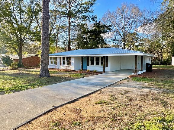 4th image of 203 Woodland Dr