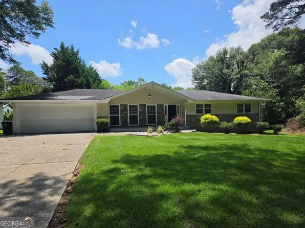 247 Sandra Dr NW, Lilburn, GA 30047