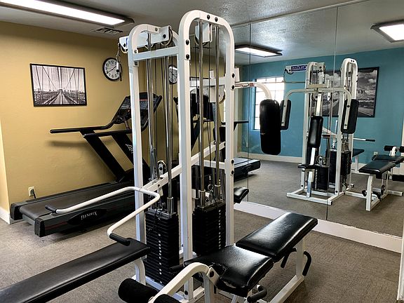 Country Glen Gym