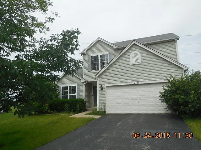 2127 Victoria Lakes Ct photo 1