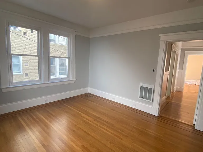 Union-Hyde Apts — Photo 8