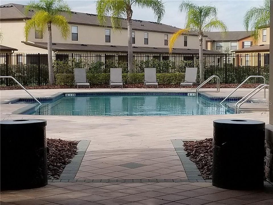 1st image of 2620 Oleander Lakes Dr