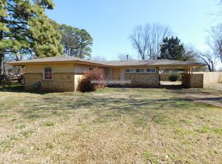 3043 Holiday Dr SW, Huntsville, AL 35805