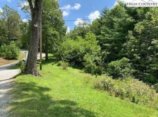 Pittmans Gap Rd, Newland, NC 28657