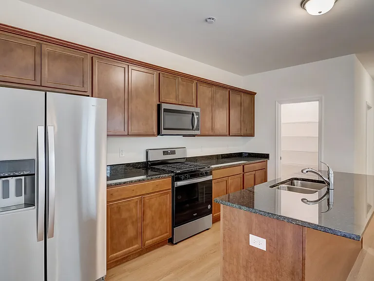*This photo is a sample of the interior of this floor plan. Finishes may differ in actual home based on the selections.