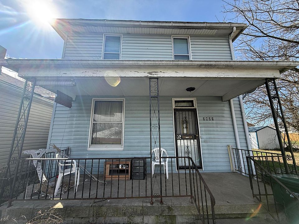 1st image of 2827 E 6th Ave