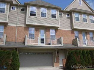 56629 Long Island Dr, Shelby Township, MI