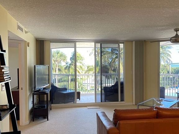 3rd image of 5051 Highway A1a